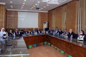 المغربي يترأس الاجتماع الأول للجنة تطوير المناهج والمقررات